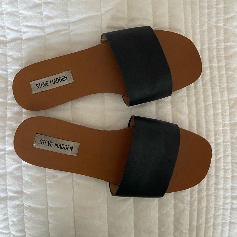 Steve Madden Nikini Leather Sandal